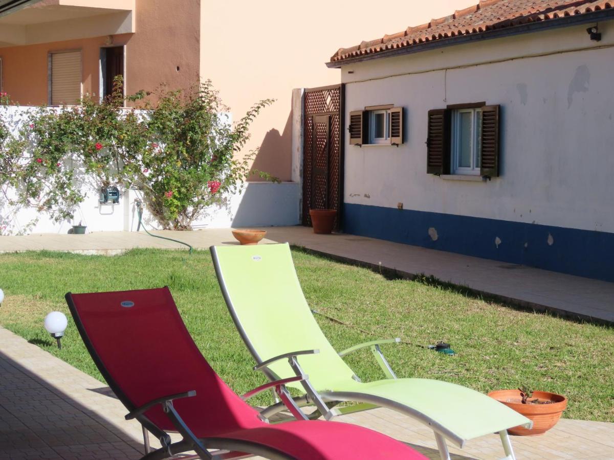 Casa Do Portao Azul - Dourada Apartamento Atouguia Da Baleia Exterior foto